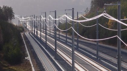 Vláda podpořila přípravu dalších projektů nových dálnic a železnic
