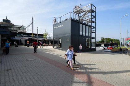 Plzeň má novou moderní vstupní bránu, součástí je vyhlídka ve výšce 12 metrů