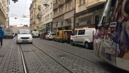 V centru Brna se snížila osobní doprava