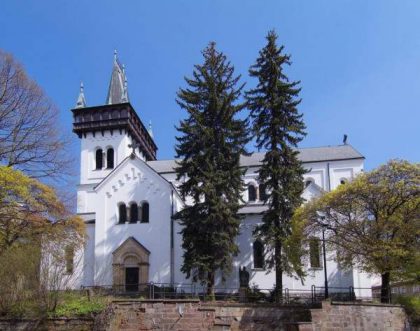 Semilský kostel získá novou střechu, kraj věnuje půl milionu